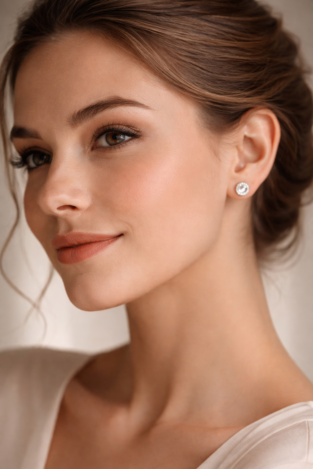 Basic Stud Earring Style Guide — How to Choose, Style, and Wear Studs Perfectly