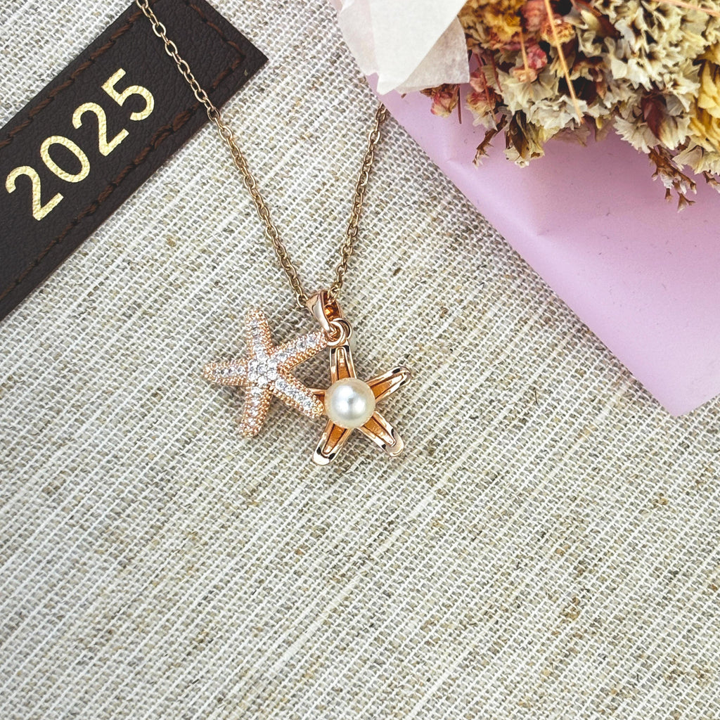 Starfish Oyster Pearl Necklace by Stella Amoré