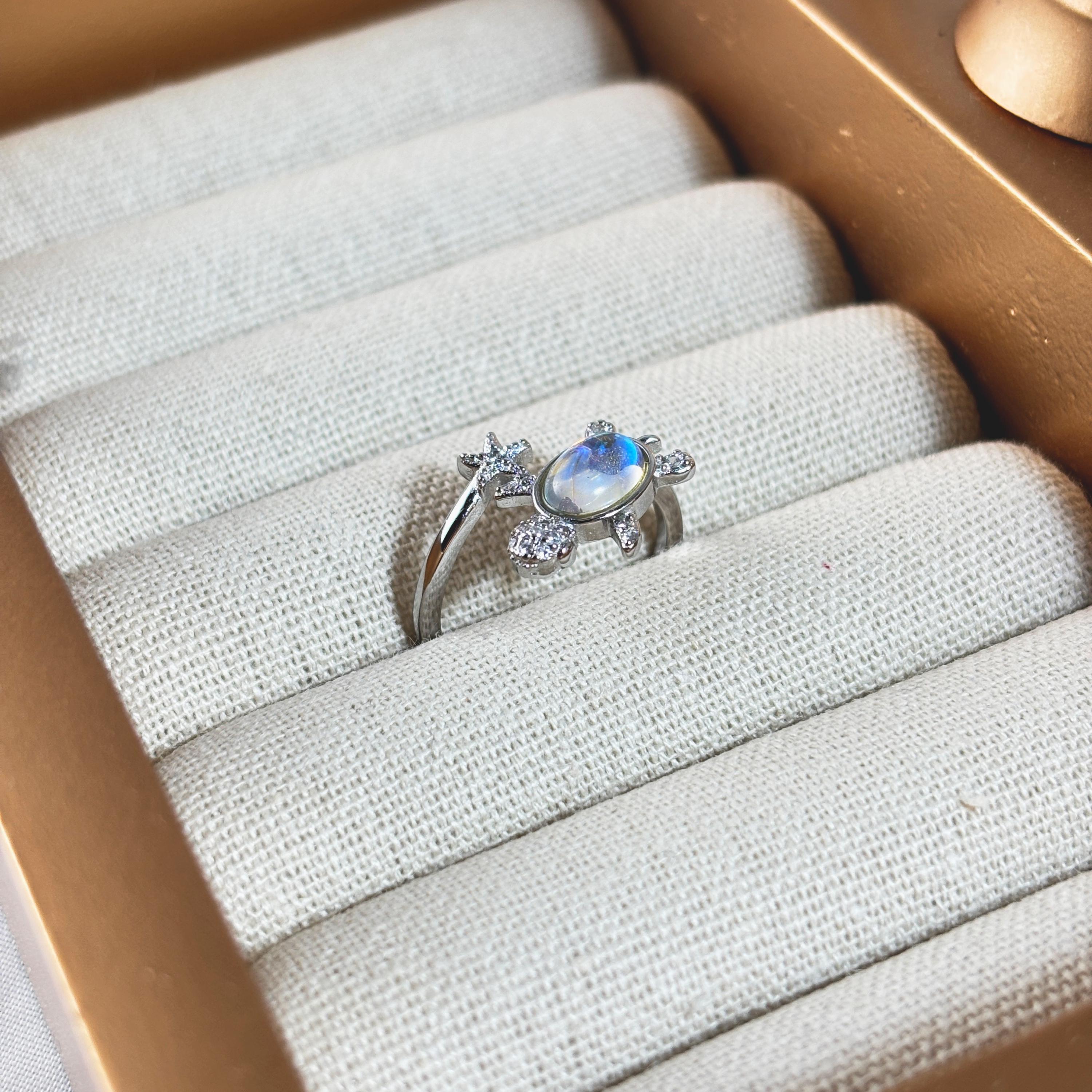 Adjustable 925 Turtle and Starfish Ring by Stella Amoré