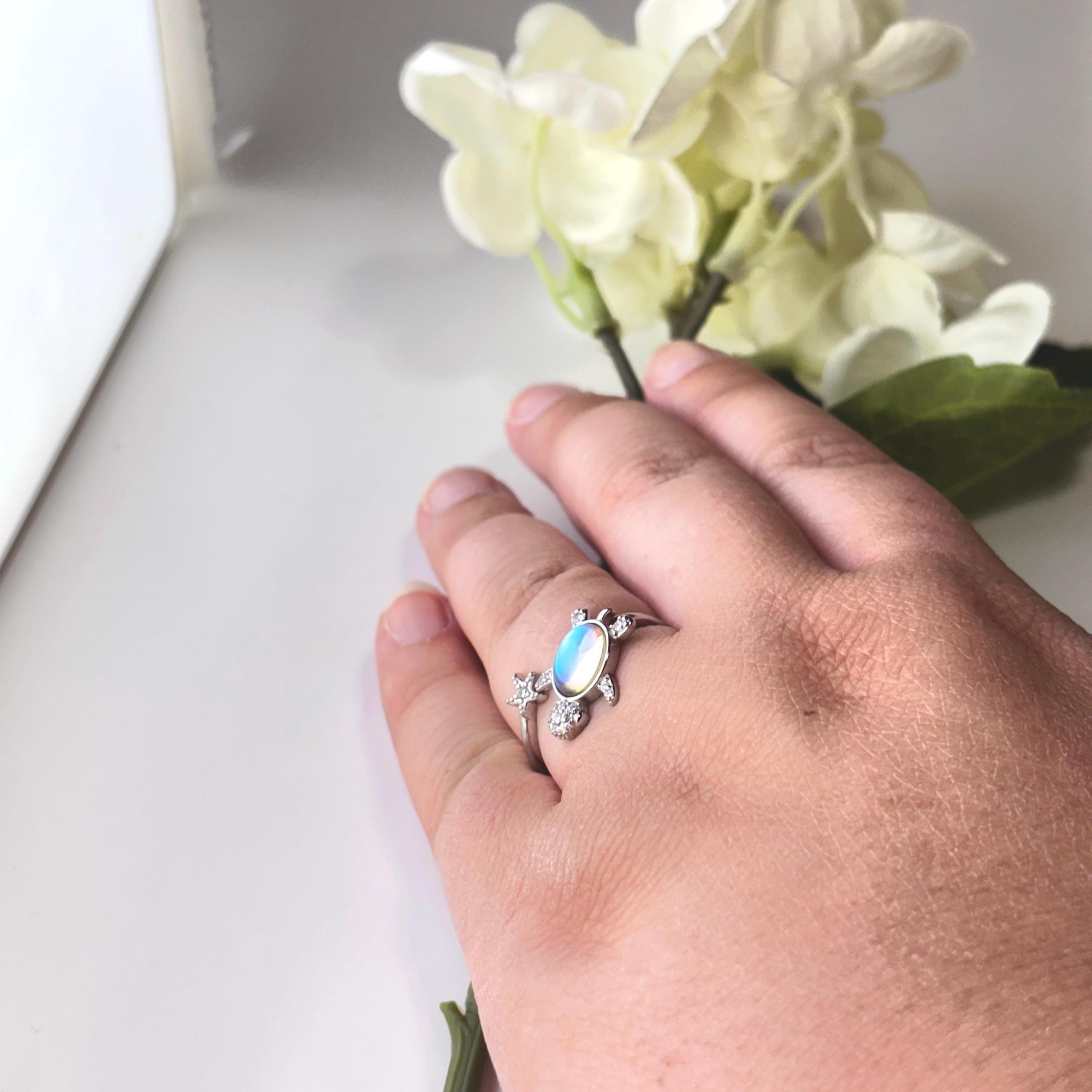 Adjustable 925 Turtle and Starfish Ring by Stella Amoré