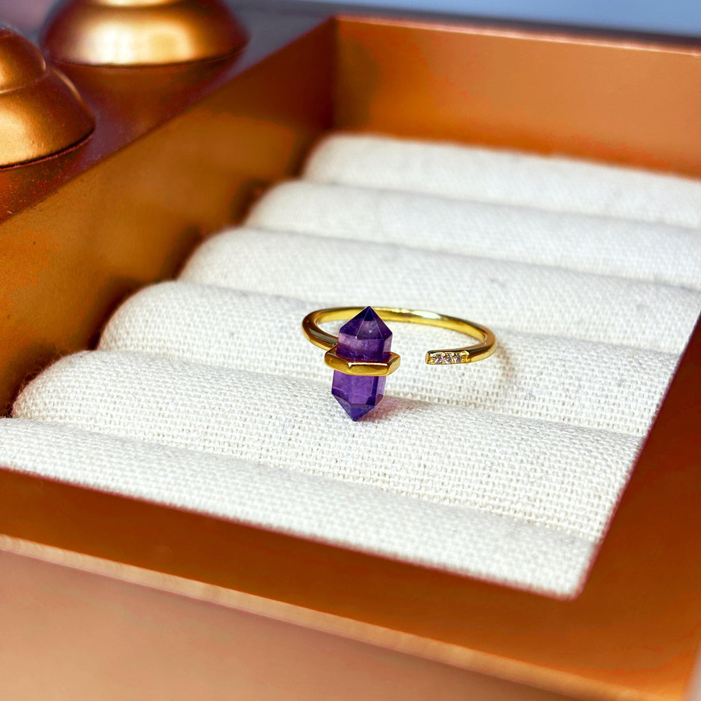 Crystal Point Wand Rings 18k Gold by Stella Amoré