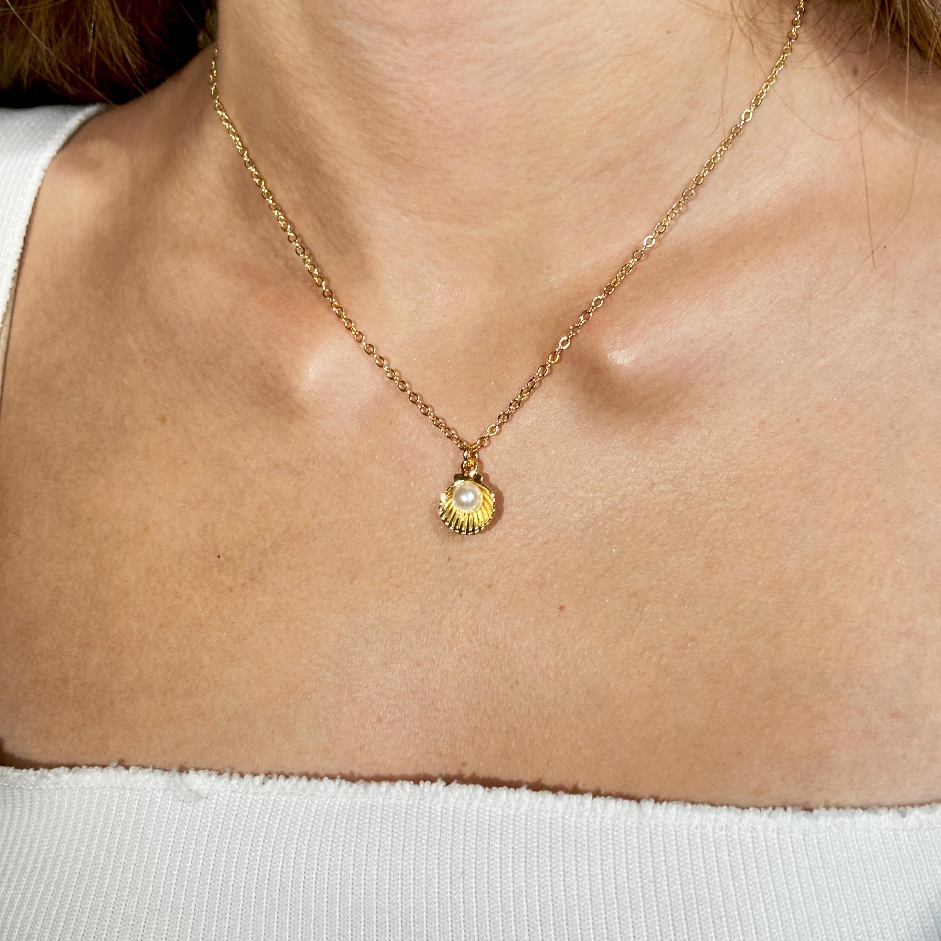 Sea Shell Necklace with Pearl by Stella Amoré