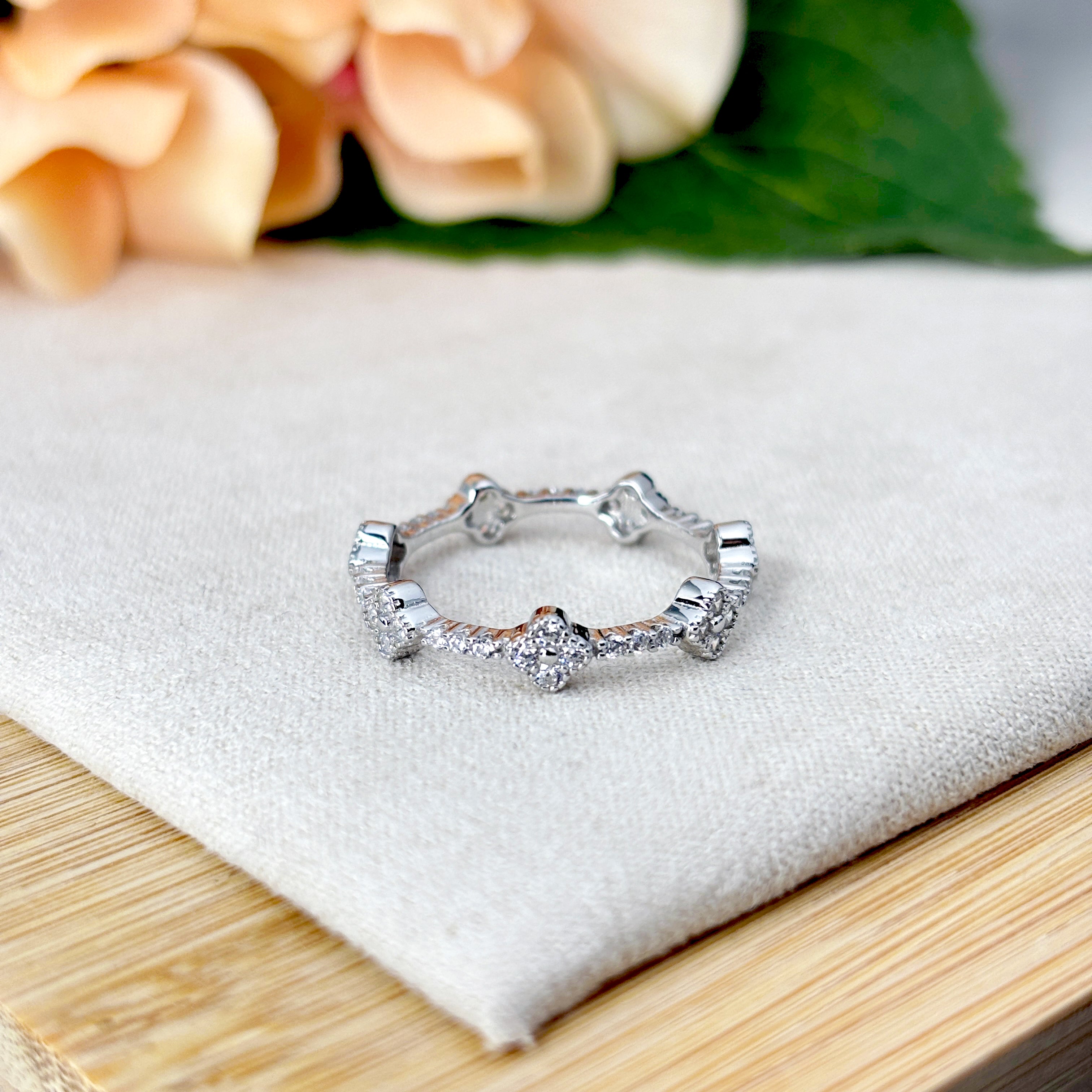 Sterling Silver Clover Ring with CZ, Lucky 4-Leaf Flower