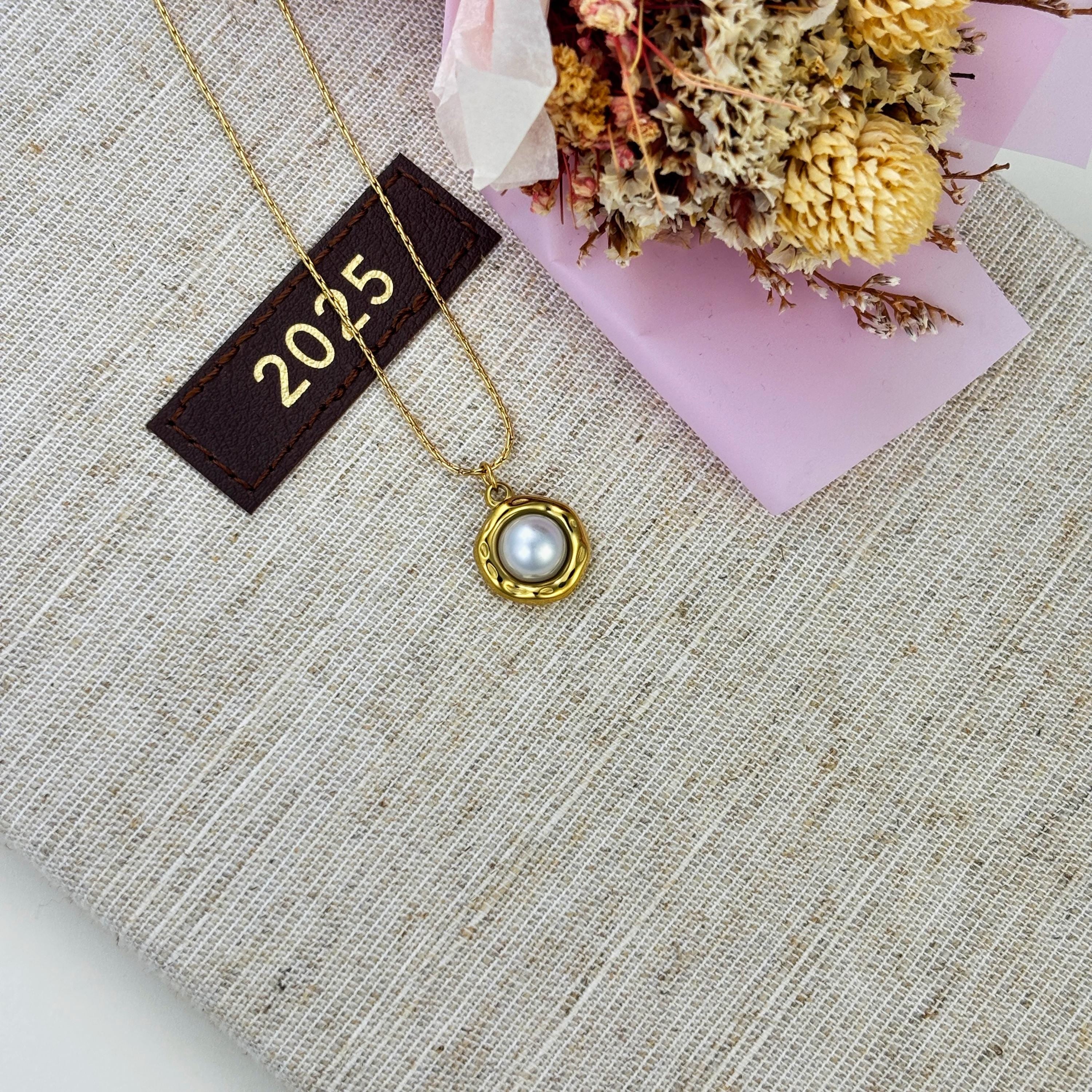 Single Pearl Necklace in Gold Bezel by Stella Amoré
