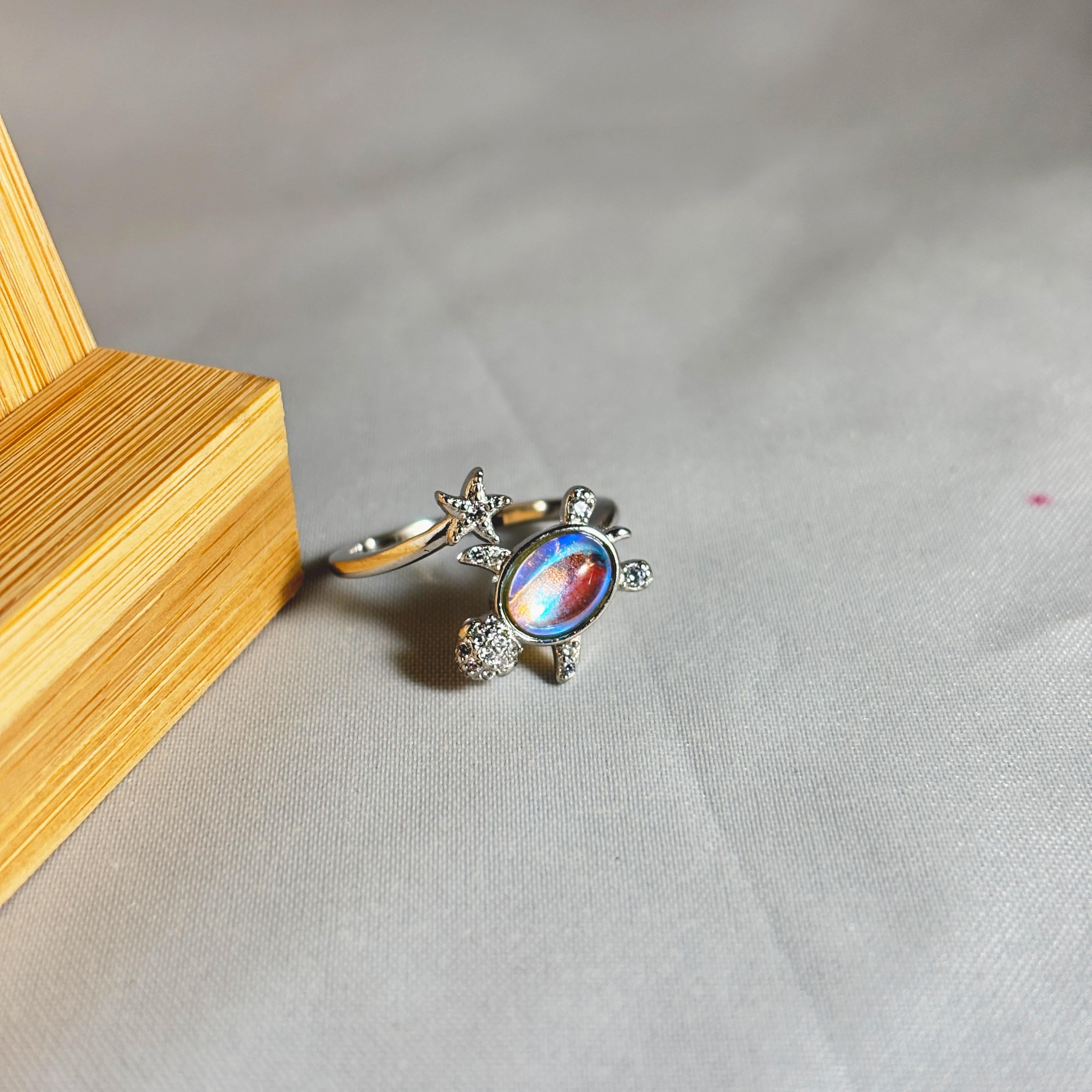Adjustable 925 Turtle and Starfish Ring by Stella Amoré
