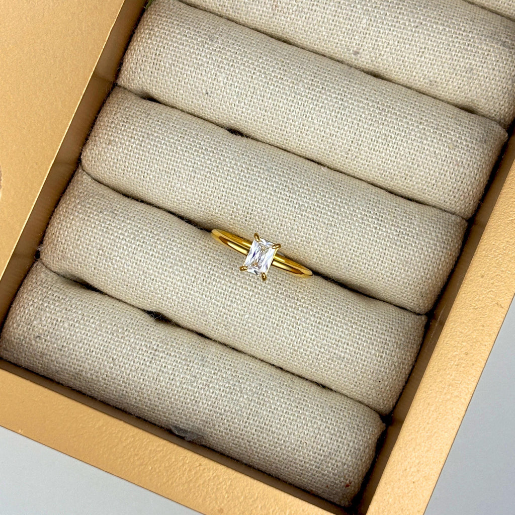 18k Gold Plated Diamond Baguette Ring by Stella Amoré